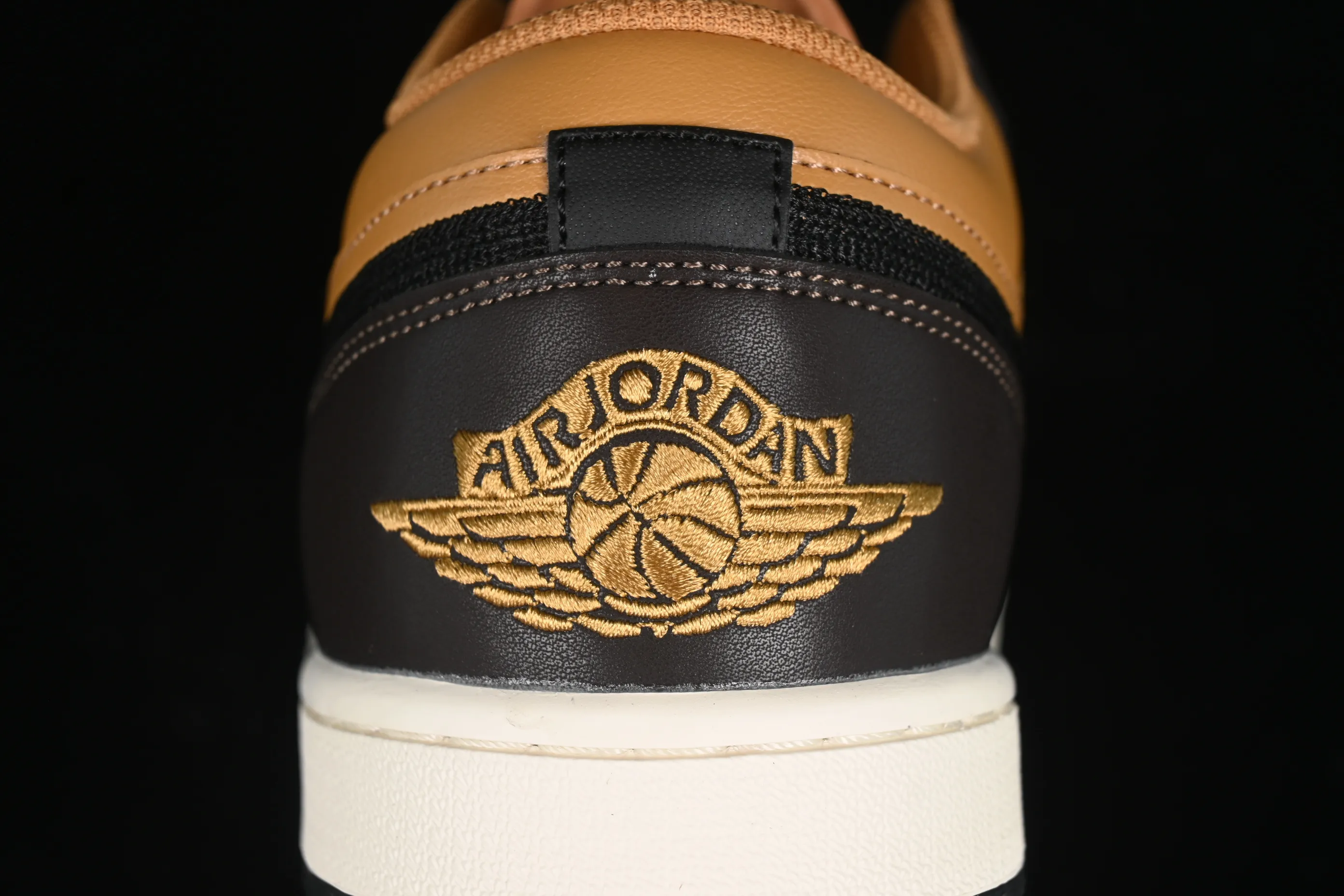 All categories Air Jordan Jordan series basketball shoes Air Jordan 1 Low Air Jordan 1 Low "Flax/Baroque Brown" AJ1 Joe 1 Tan low-top cultural basketball shoes HQ3603-201